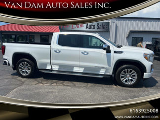 Used 2022 GMC Sierra 1500 Denali image 1