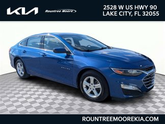 Used 2023 Chevrolet Malibu LT image 1