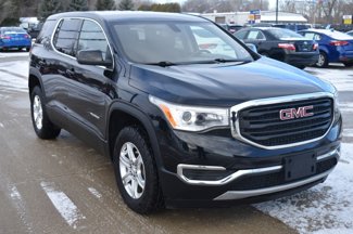 Used 2019 GMC Acadia SLE image 1