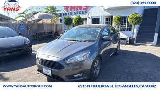Used 2018 Ford Focus SE w/ SE Appearance Package image 1