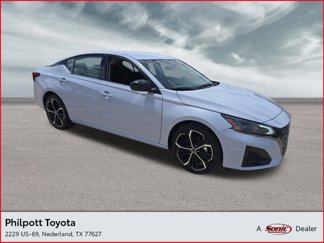 Used 2025 Nissan Altima 2.5 SR image 1