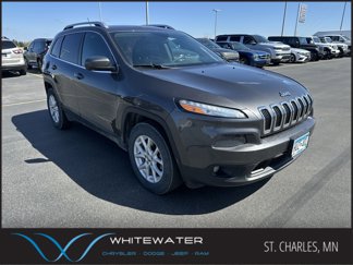 Used 2016 Jeep Cherokee Latitude w/ Cold Weather Group image 1