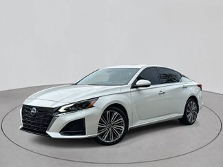 Used 2023 Nissan Altima 2.5 SL image 1