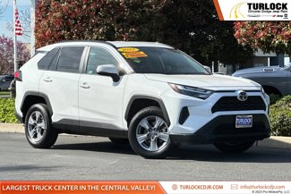 Used 2022 Toyota RAV4 XLE image 1