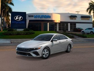 New 2025 Hyundai Elantra SE image 1