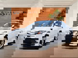 Used 2023 Toyota Camry LE image 1