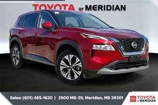 Used 2023 Nissan Rogue SV image 1