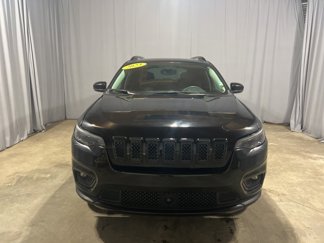 Used 2023 Jeep Cherokee Altitude Lux image 1