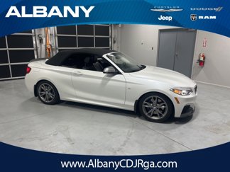 Used 2015 BMW M235i Convertible image 1