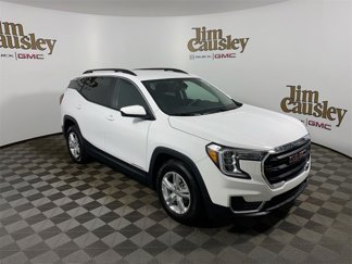 Used 2022 GMC Terrain SLE w/ Driver Convenience Package image 1
