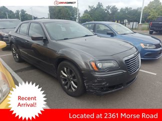Used 2014 Chrysler 300 S image 1