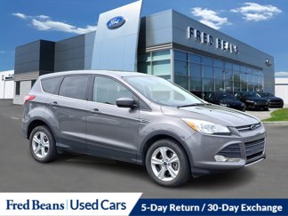 Used 2014 Ford Escape SE image 1