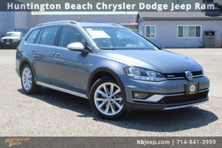 Used 2019 Volkswagen Golf Alltrack S image 1
