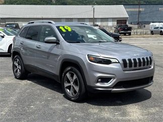Certified 2019 Jeep Cherokee Limited image 1