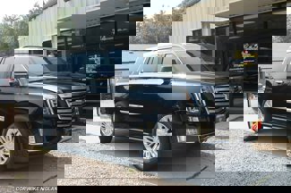 Used 2017 Cadillac Escalade Platinum image 1