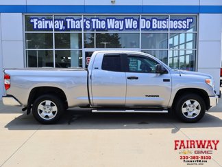 Used 2015 Toyota Tundra SR5 image 1