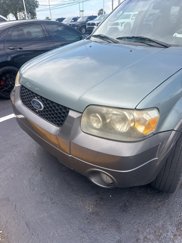 Used 2005 Ford Escape XLT image 1