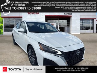 Used 2023 Nissan Altima 2.5 SV image 1