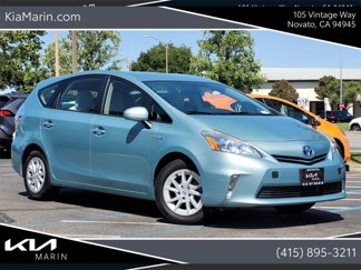 Used 2014 Toyota Prius V Three image 1