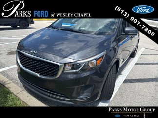 Used 2017 Kia Sedona LX w/ LX Essentials Premium Package image 1