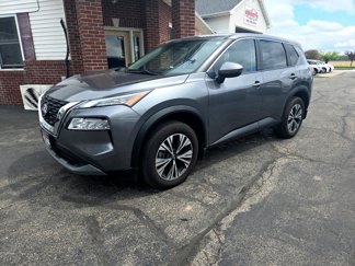 Used 2023 Nissan Rogue SV image 1