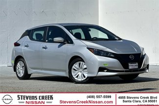 Used 2023 Nissan Leaf S image 1