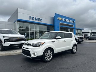 Used 2019 Kia Soul + image 1