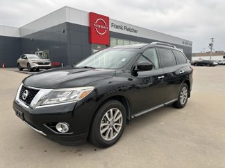 Used 2016 Nissan Pathfinder SV w/ SV Cold Weather Package image 1