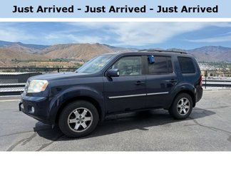 Used 2011 Honda Pilot Touring image 1