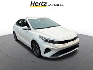 Used 2023 Kia Forte LXS image 1