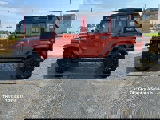 Used 2014 Jeep Wrangler Unlimited Sahara w/ Max Tow Package image 1