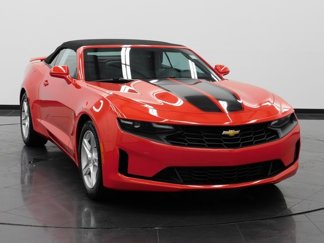 Used 2022 Chevrolet Camaro LT image 1