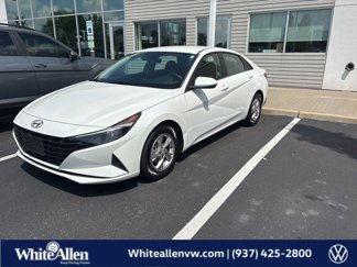 Used 2021 Hyundai Elantra SE image 1