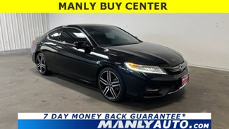 Used 2017 Honda Accord Touring image 1