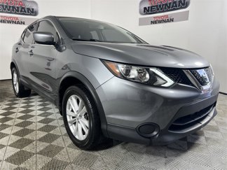Used 2018 Nissan Rogue Sport S w/ S Appearance Package image 1