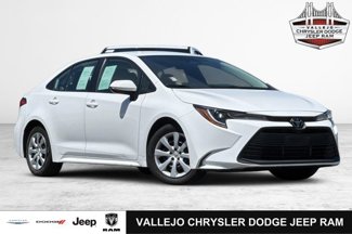 Used 2023 Toyota Corolla LE image 1