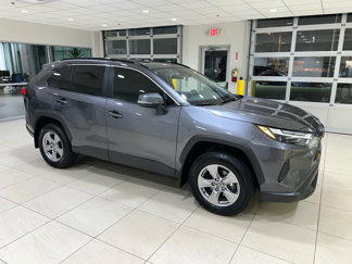 Used 2022 Toyota RAV4 XLE w/ Convenience Package image 1