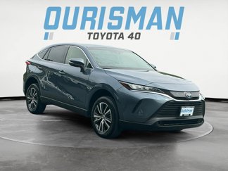 Certified 2022 Toyota Venza LE image 1