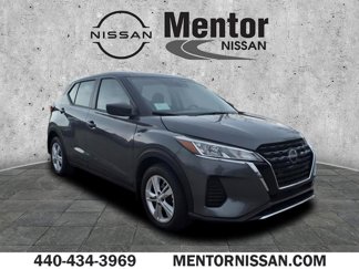 New 2025 Nissan Kicks Play S image 1