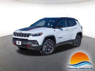 New 2025 Jeep Compass Trailhawk w/ Trailhawk Elite Group image 1