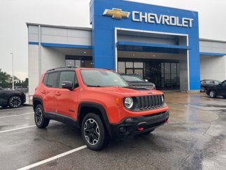 Used 2017 Jeep Renegade Trailhawk w/ Cold Weather Group II image 1