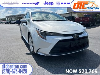 Used 2024 Toyota Corolla LE image 1