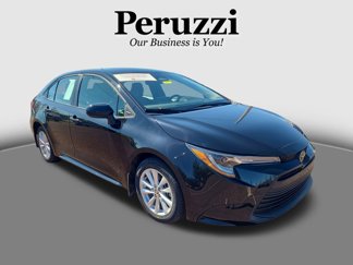 Certified 2023 Toyota Corolla LE w/ LE Convenience Package image 1