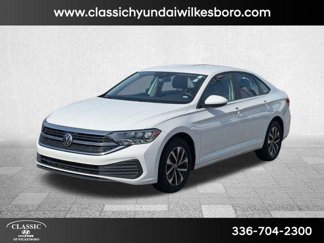 Used 2024 Volkswagen Jetta S image 1
