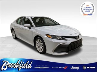 Used 2023 Toyota Camry LE image 1
