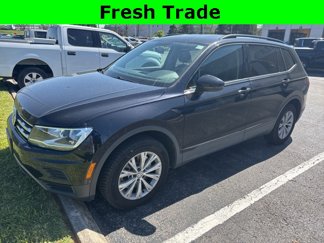 Used 2020 Volkswagen Tiguan S image 1
