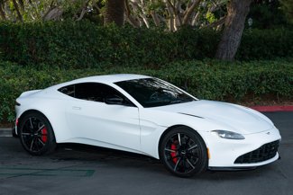 Used 2023 Aston Martin V8 Vantage Coupe image 1