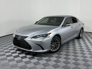 Used 2025 Lexus ES 300h Ultra Luxury image 1