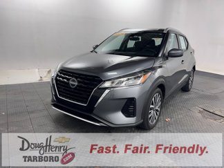 Used 2024 Nissan Kicks SV image 1