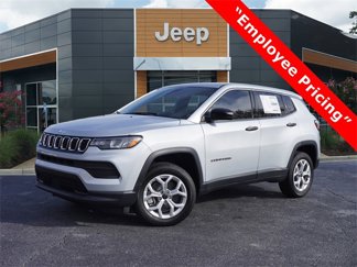 New 2025 Jeep Compass Sport image 1